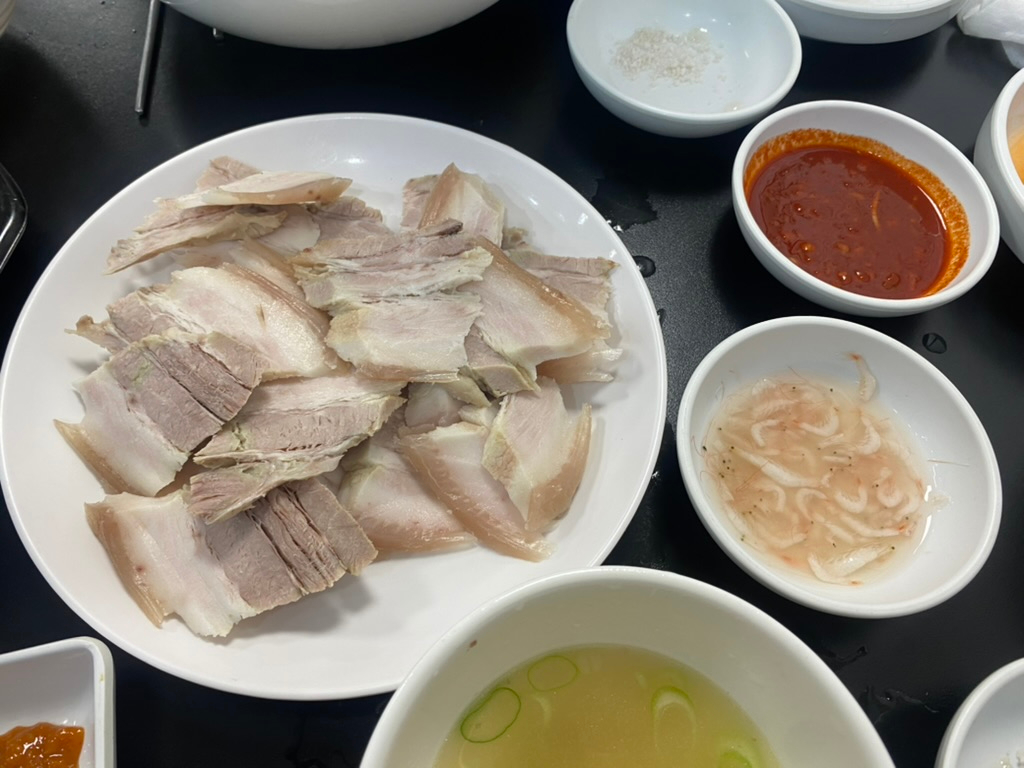 피양옥 냉제육 한 접시