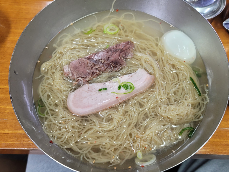 풀어진 평양냉면