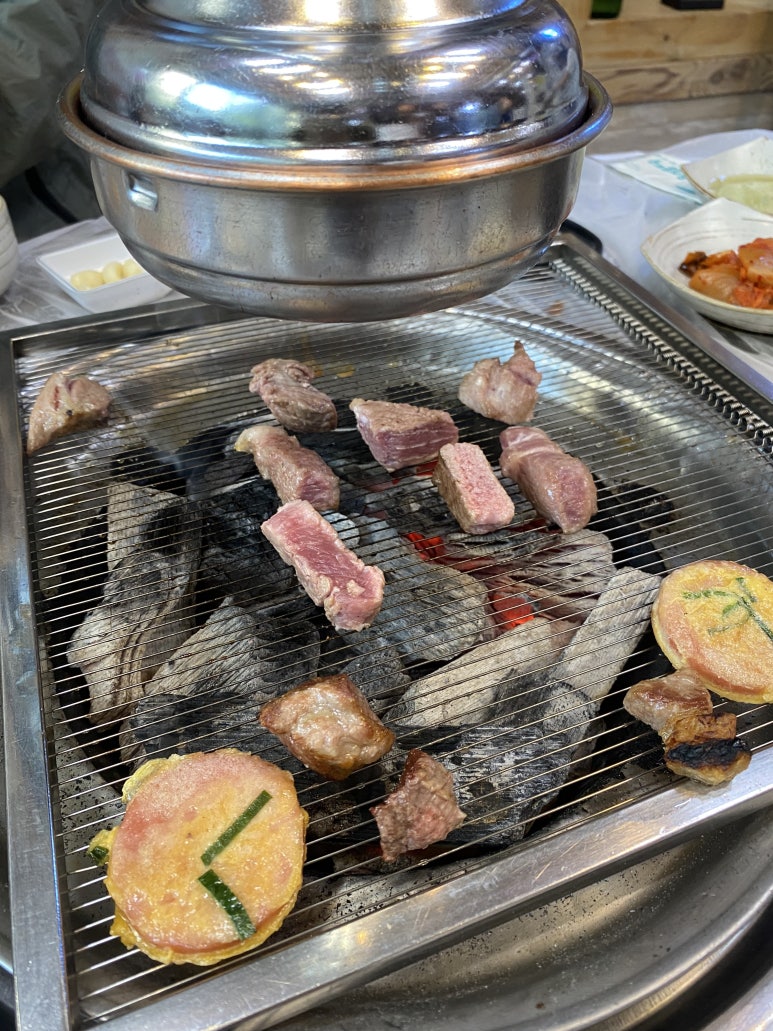 소세지까지 곁들여본다.
