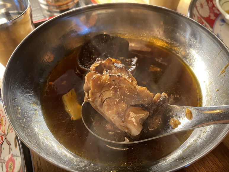 무스지국에서 떠 올린 고기