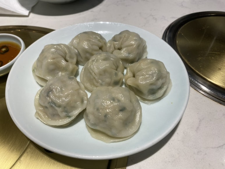 청류 만두 접시